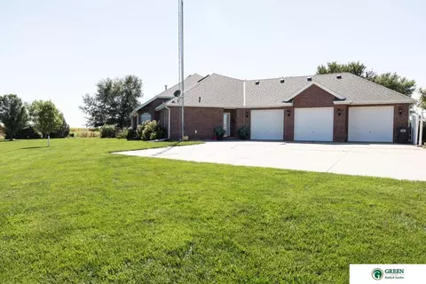 Exterior - 2307 Hwy 69, Gresham, NE 68367 photo 5 of 6