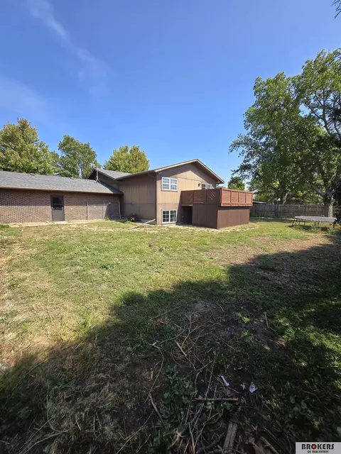 Exterior - 2403 Elk St, Beatrice, NE 68310 photo 4 of 4