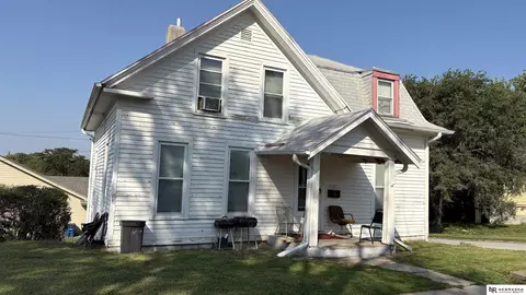 1722 N 34th St, Omaha, NE 68111