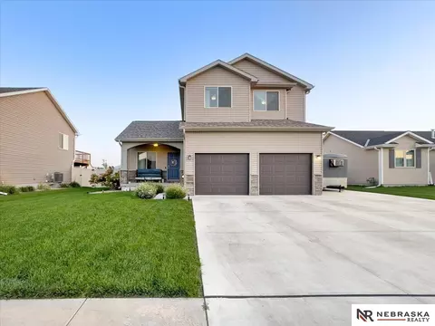 14331 Quentin St, Waverly, NE 68462