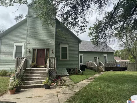 311 Logan St, Diller, NE 68342