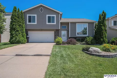 5525 S 186 Ave, Omaha, NE 68135