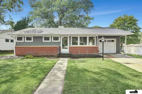 833 N 44th St, Lincoln, NE 68503