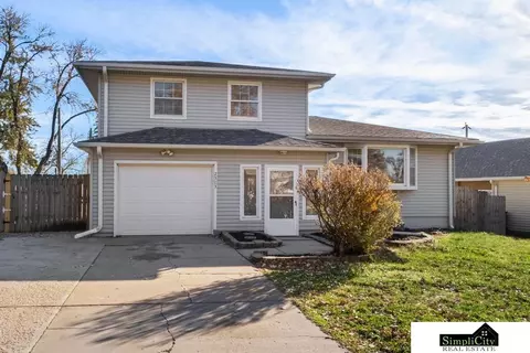 2303 Victoria Ave, Bellevue, NE 68005