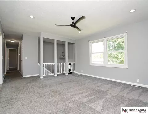445 Valley Dr, Springfield, NE 68059 photo 6