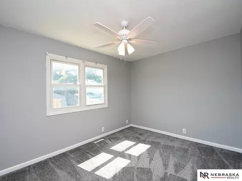 445 Valley Dr, Springfield, NE 68059 photo 12