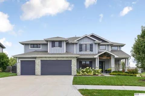 4320 N 190th Cir, Elkhorn, NE 68022