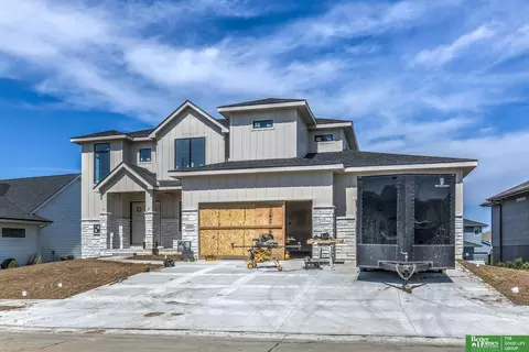 20970 Polk St, Omaha, NE 68022