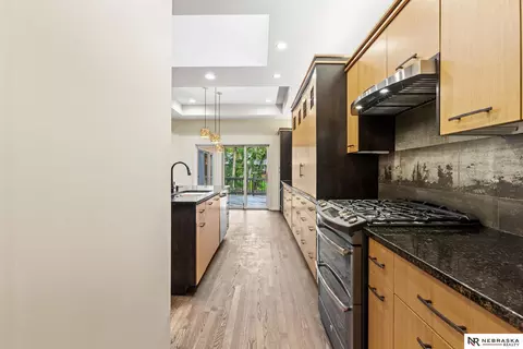Kitchen - 11348 Pine St, Omaha, NE 68144 photo 7 of 10