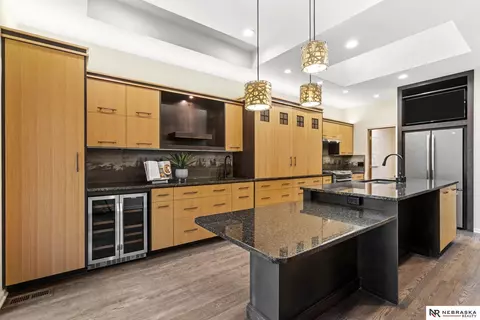 Kitchen - 11348 Pine St, Omaha, NE 68144 photo 4 of 10
