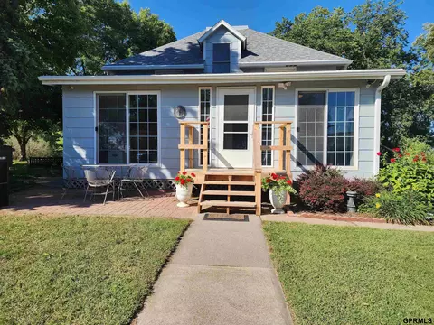 1030 19 County Rd, Hooper, NE 68031