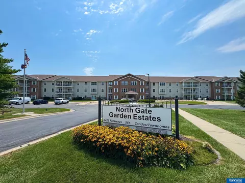 2425 Folkways Blvd #335, Lincoln, NE 68521