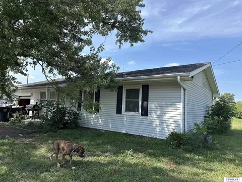 700 Bismark, Beatrice, NE 68310
