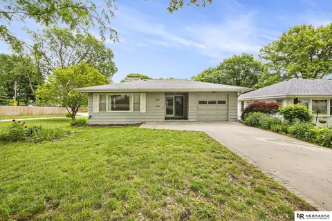 1801 Franklin St, Bellevue, NE 68005