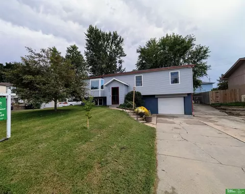Exterior - 345 Valley Dr, Springfield, NE 68059 photo 6 of 6