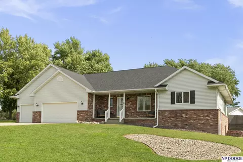 2604 Tepee Cir, Fremont, NE 68025