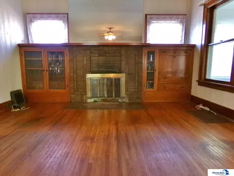 Living - 401 N 13th St, Beatrice, NE 68310 photo 3 of 8
