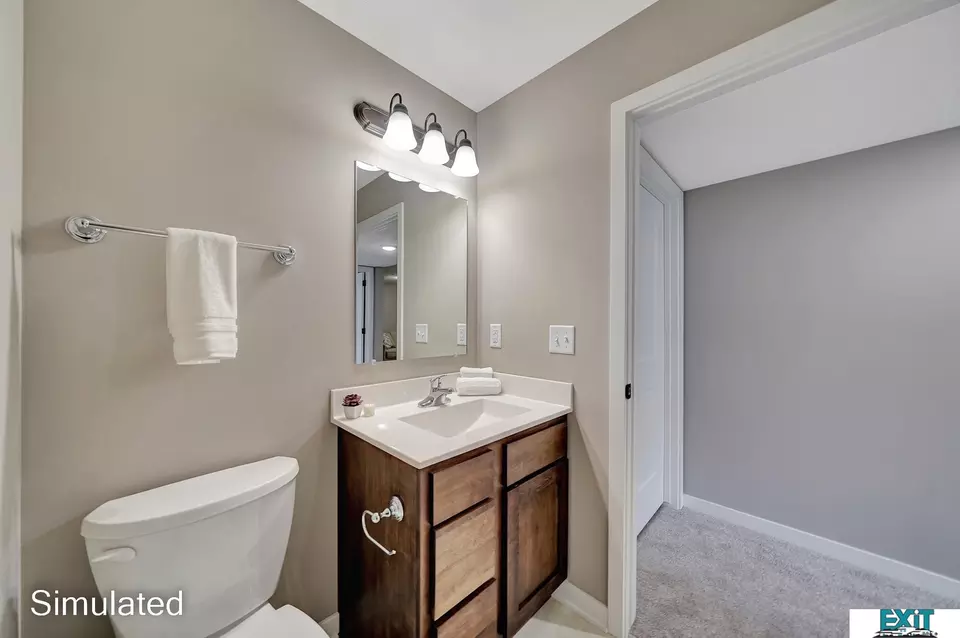 Bath - 8537 Lost Arrow Ct, Lincoln, NE 68507 photo 3 of 4