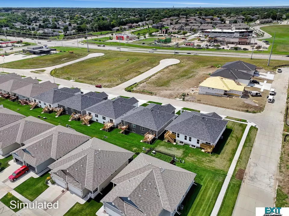 View/Area - 8537 Lost Arrow Ct, Lincoln, NE 68507 photo 1 of 7