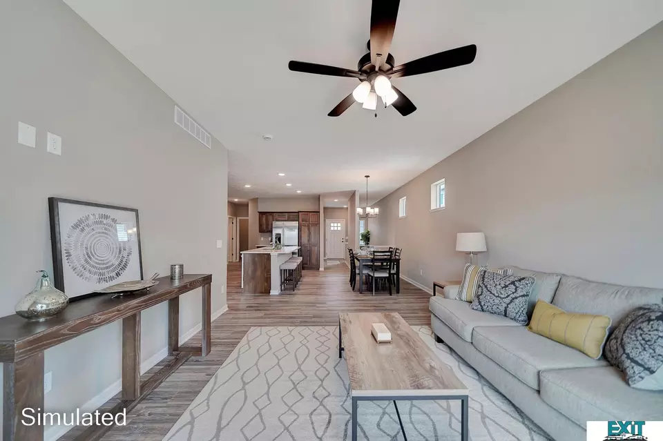 Entry Way - 8537 Lost Arrow Ct, Lincoln, NE 68507 photo 4 of 10