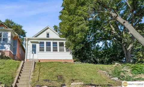 5026 S 18 St, Omaha, NE 68107