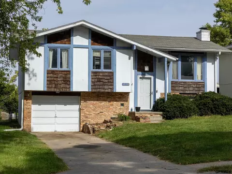 13872 V St, Omaha, NE 68137