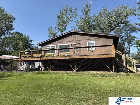 164 E Allen St, Brownville, NE 68321