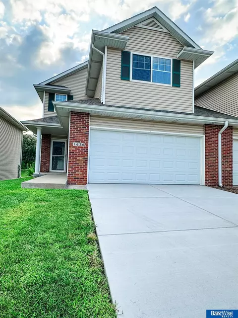1630 Sawyer St, Lincoln, NE 68505