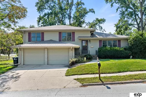 3404 Terrace Dr, Omaha, NE 68134