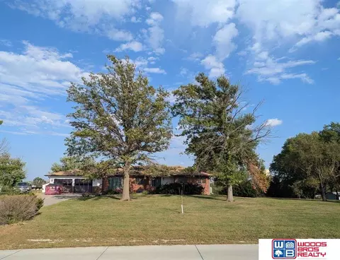 10411 S 204th St, Gretna, NE 68028
