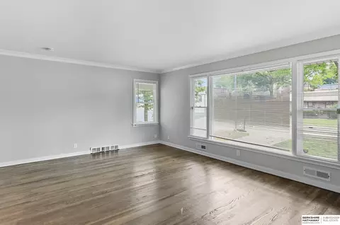 Living - 5016 Evans St, Omaha, NE 68104 photo 2 of 3
