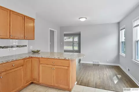 Kitchen - 5016 Evans St, Omaha, NE 68104 photo 4 of 4