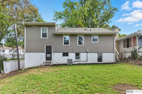 Exterior - 5016 Evans St, Omaha, NE 68104 photo 2 of 5