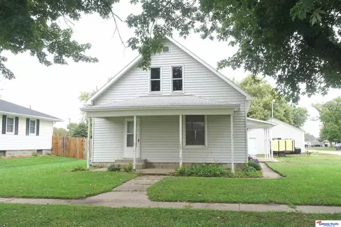 610 W 8th St, North Bend, NE 68649