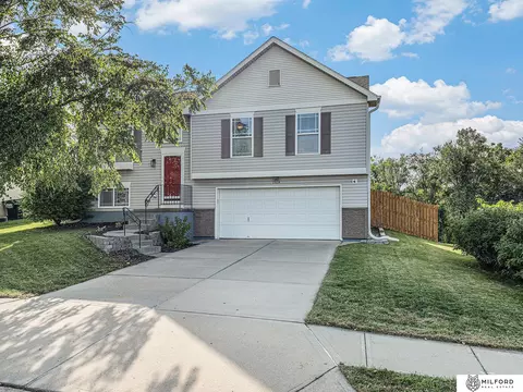 7824 S 159th St, Omaha, NE 68136
