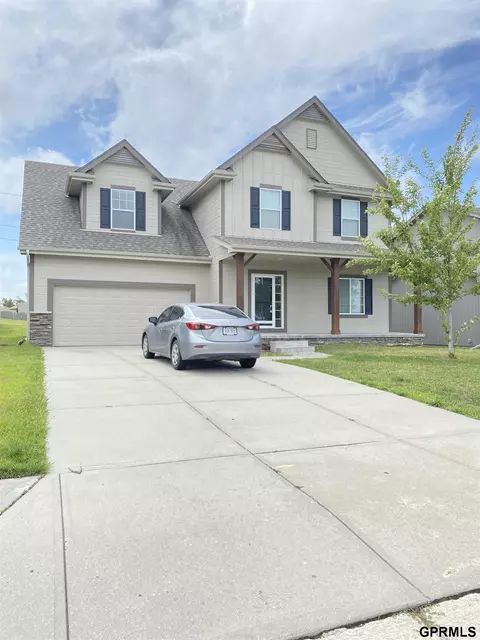 17025 Centennial Rd, Omaha, NE 68136