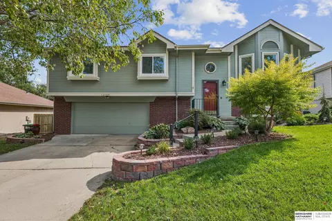14559 Decatur St, Omaha, NE 68154