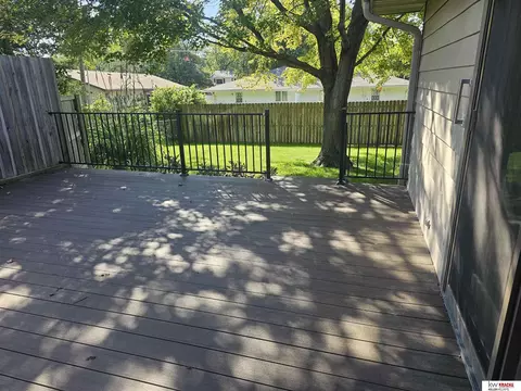 Exterior - 1209 Jane Way, Beatrice, NE 68310 photo 4 of 10
