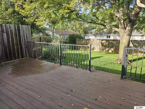 Exterior - 1209 Jane Way, Beatrice, NE 68310 photo 2 of 10