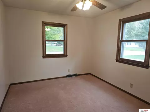 Bedroom - 1209 Jane Way, Beatrice, NE 68310 photo 2 of 4