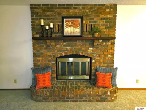 Living - 1209 Jane Way, Beatrice, NE 68310 photo 5 of 8