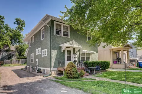 121 N 36th St, Omaha, NE 68131