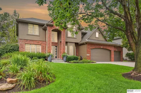 2448 S 191st Cir, Omaha, NE 68130