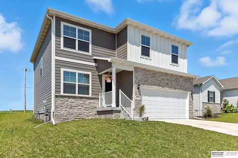 11512 S 191st Ave, Gretna, NE 68028