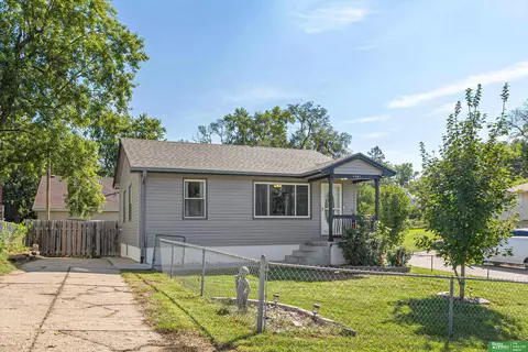 4963 S 54 St, Omaha, NE 68117