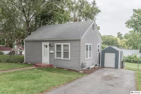 2037 N 67th St, Omaha, NE 68104
