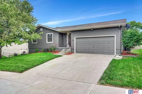 5031 W Condor Ln, Lincoln, NE 68528