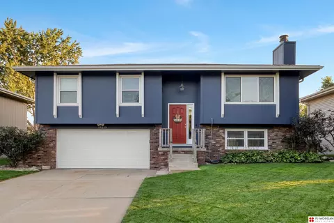15219 Madison St, Omaha, NE 68137