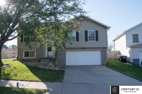 7437 S 176th St, Omaha, NE 68136