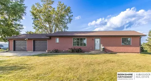1600 Pella Rd, Martell, NE 68404